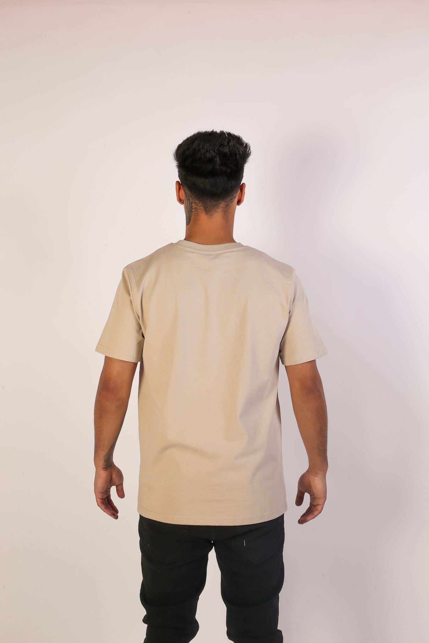 Riari Roads Tee - Desert Sand